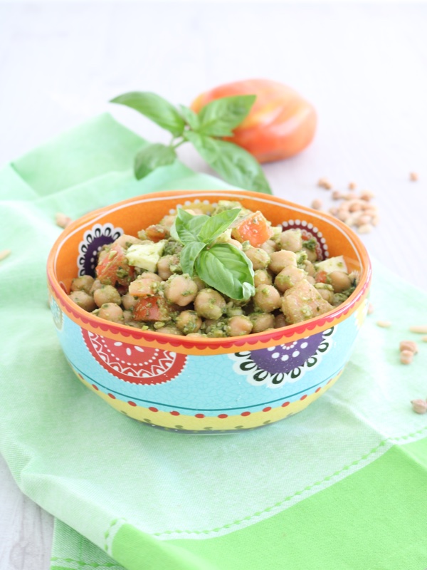 Insalata di ceci al pesto