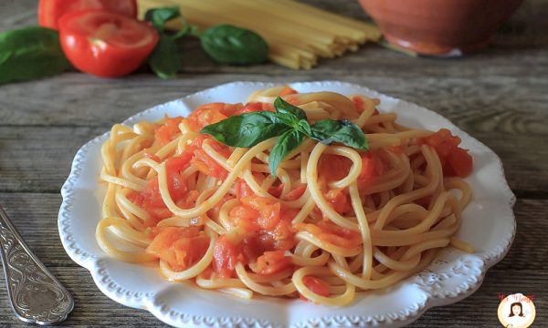 Spaghetti alla Picchio Pacchio o Carrettiera – Ricetta Siciliana