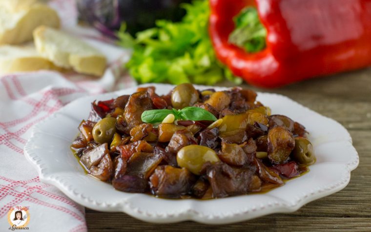 Caponata di peperoni e melanzane in agrodolce - Ricetta Siciliana