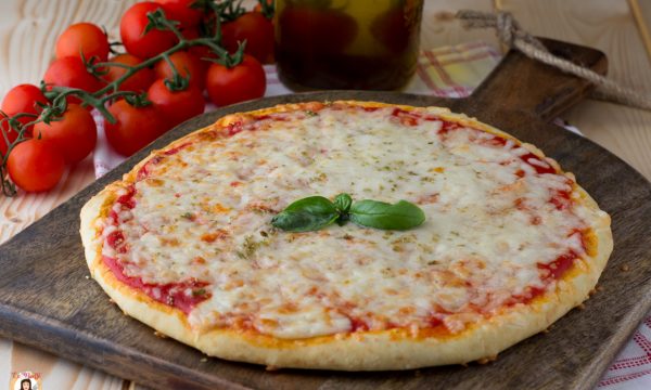 Pizza senza lievito con bicarbonato – Anche Bimby