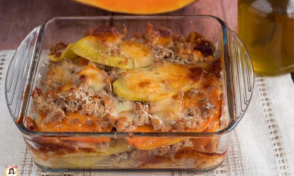 Tortino di patate zucca e salsiccia cotto al forno