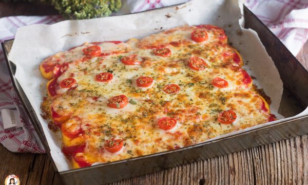 Pizza di polenta – Cotta al forno