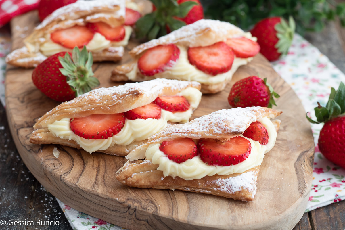 CROSTATA DI PASTA SFOGLIA, CREMA DIPLOMATICA E FRUTTA - GLUTEN FREE