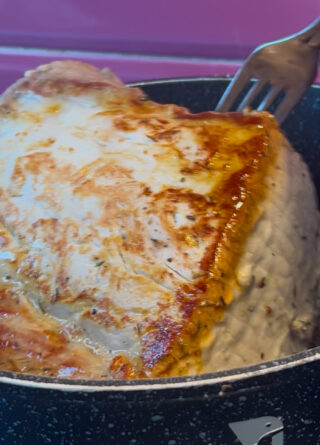 Preparazione dell’arista di maiale al latte