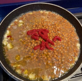 Preparazione lenticchie in padella