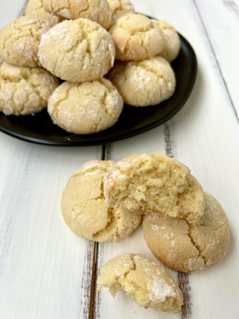 Biscotti al limone morbidi e veloci pronti in 30 minuti