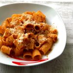 Pasta con pesto ai peperoni