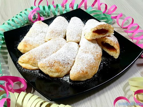 Panzerotti valdostani di Carnevale