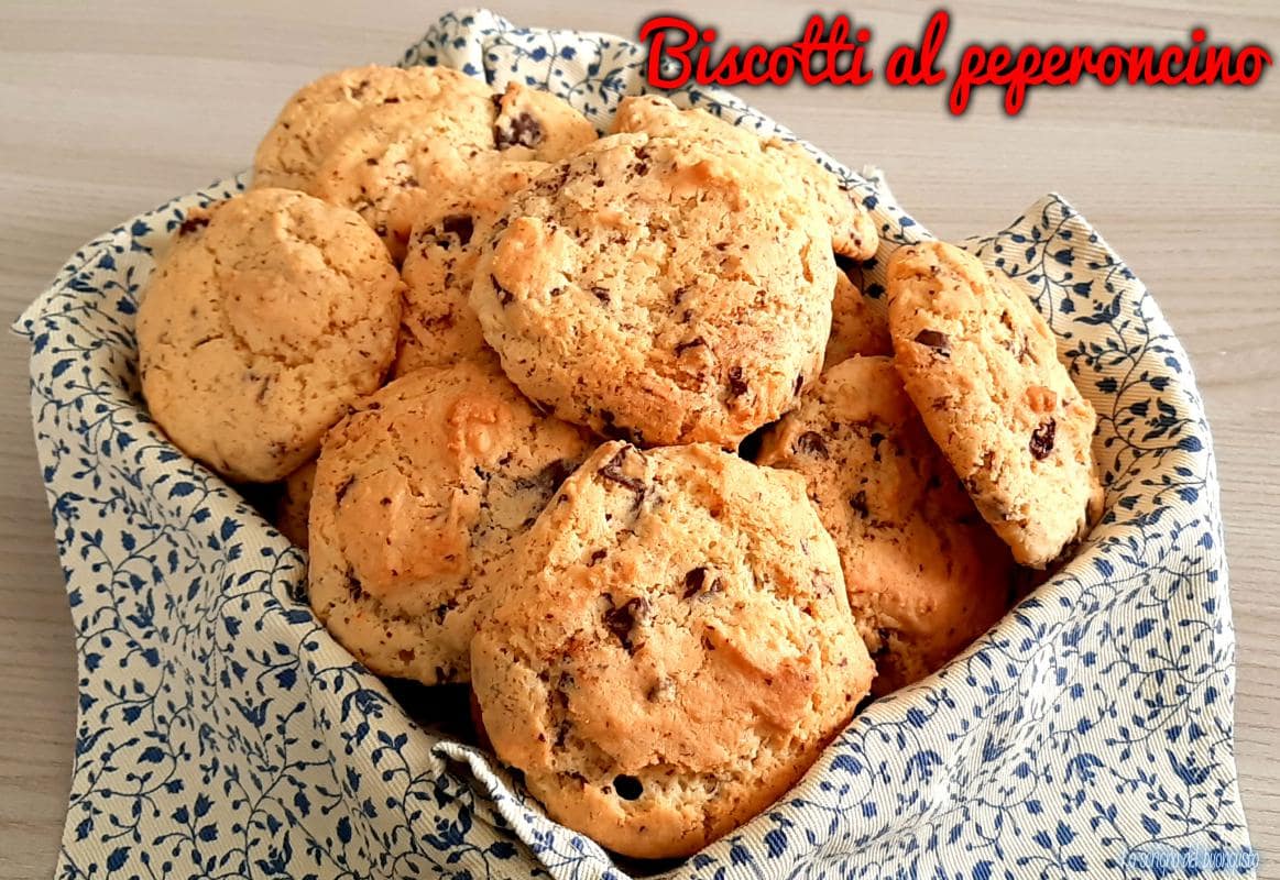 Biscotti al peperoncino