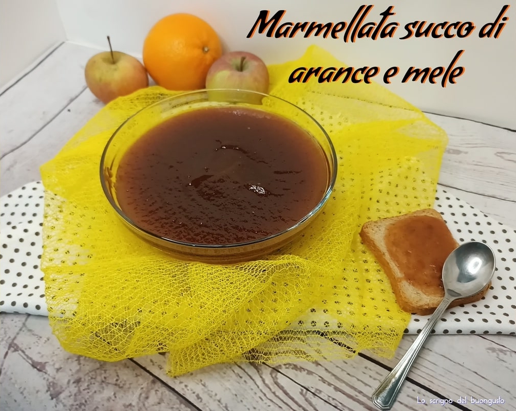 Marmellata succo di arance e mele