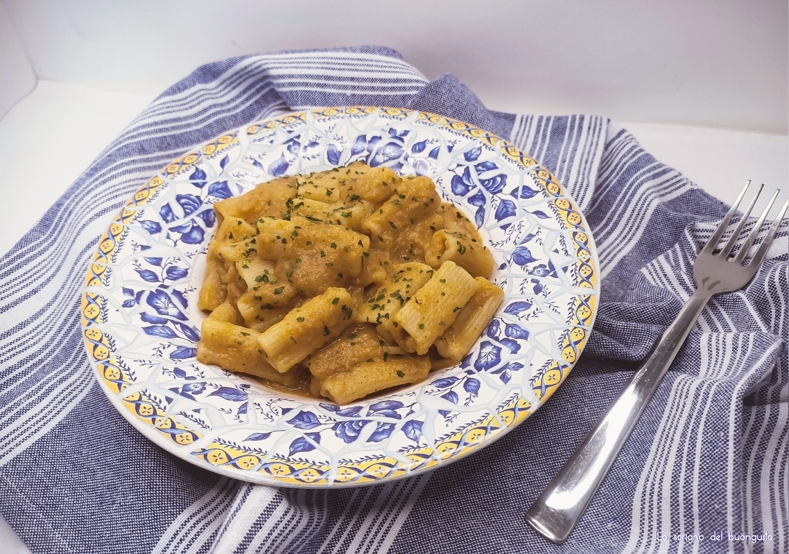 Cuori di pasta dorata