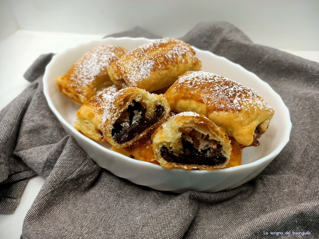 Fagottini sfoglia cioccolato e menta 
