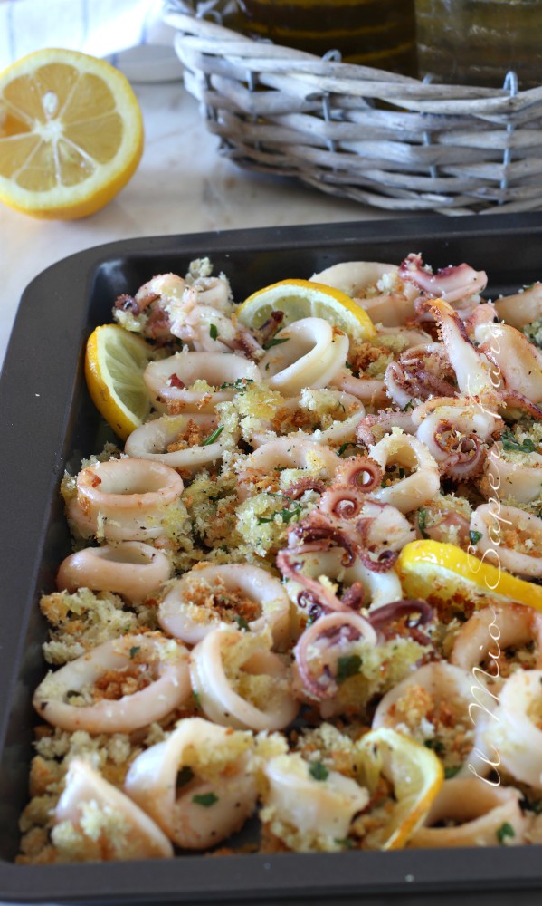 Calamari gratinati al forno con panatuta al limone ricetta il mio saper fare