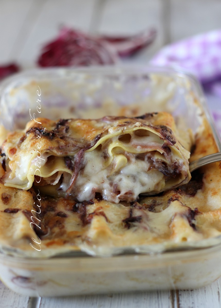 Lasagne al radicchio e prosciutto cotto ricetta con besciamella
