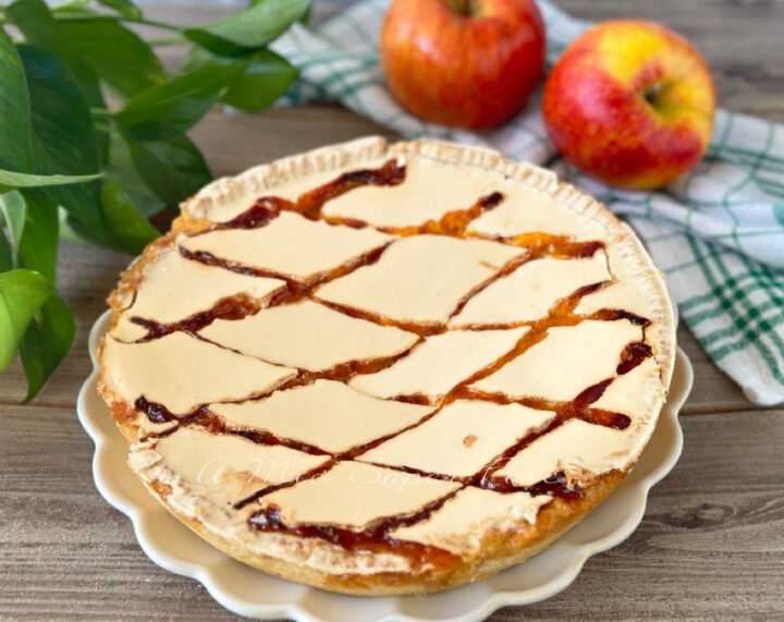 Torta di mele glassata senza bilancia