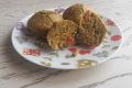 Muffin salati al pesto e pomodorini
