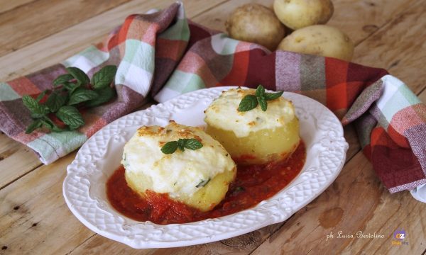 Barchette di patate con ricotta