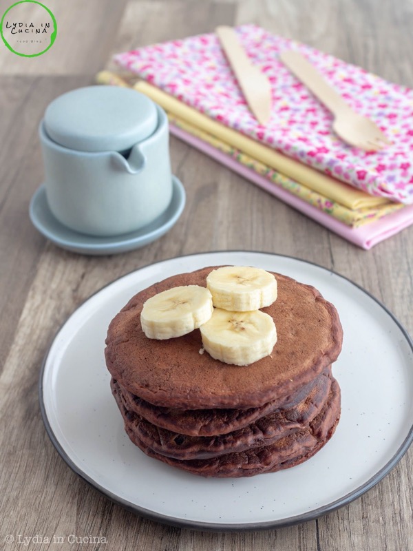 pancakes al cacao e banana