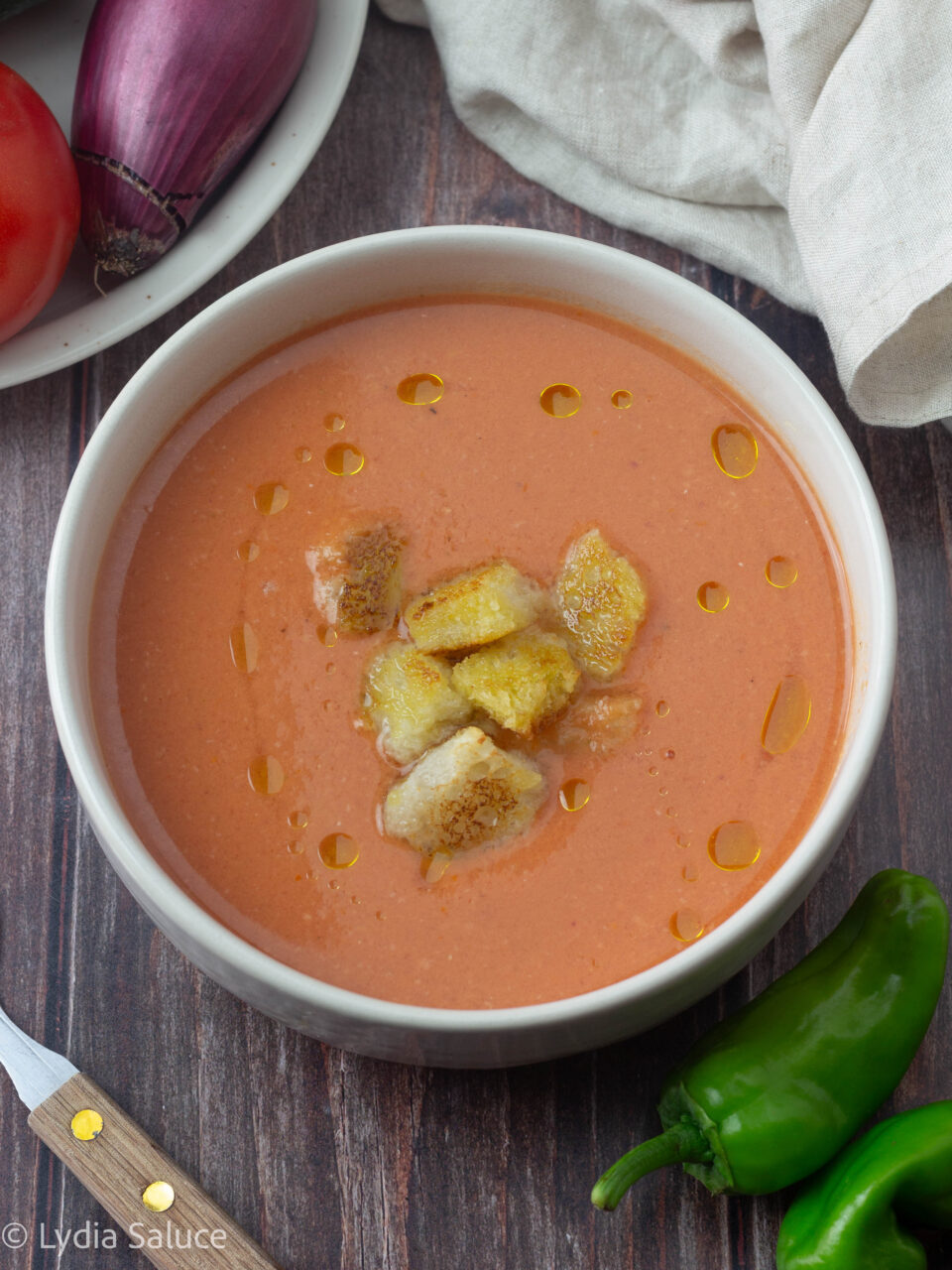 Gazpacho di pomodori e cetriolo