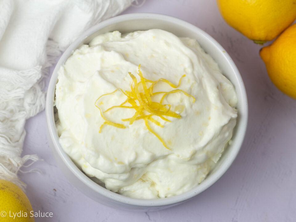 Mousse al limone senza uova e gelatina