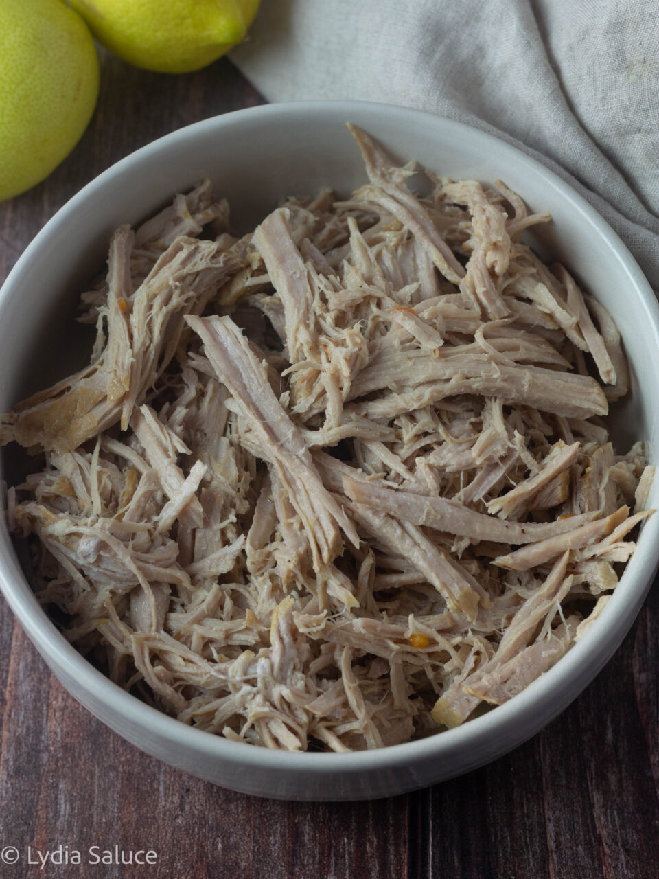 Maiale sfilacciato al limone in slow cooker