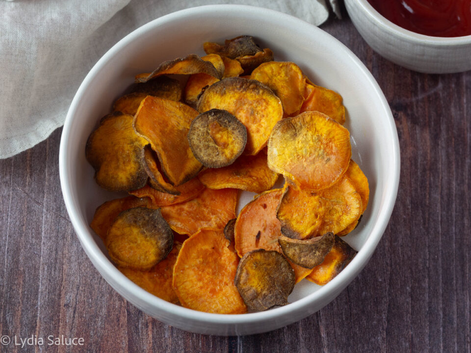 Chips di patate dolci in friggitrice ad aria