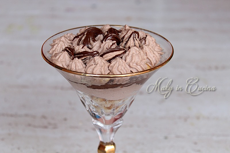 Coppa mascarpone nutella e savoiardi Coppa mascarpone nutella e savoiardi