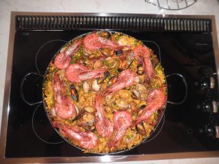 Paella di pesce spagnola