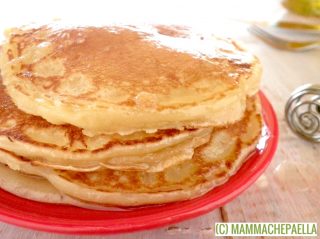 Pancake con latticello e burro fatti in casa