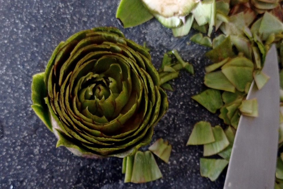 Pulizia dei carciofi