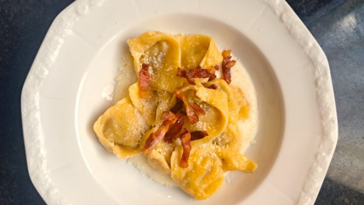 Tortelli ripieni di carbonara