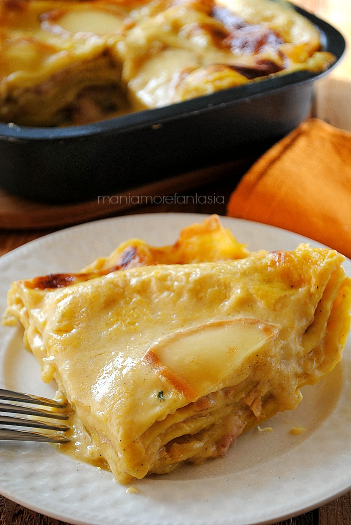 lasagne con zucca e lardo con scamorza affumicata