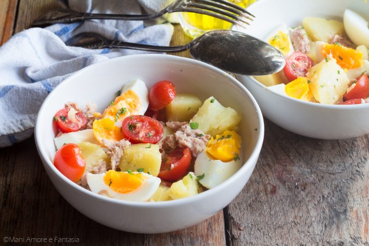 insalata di patate con tonno e uova