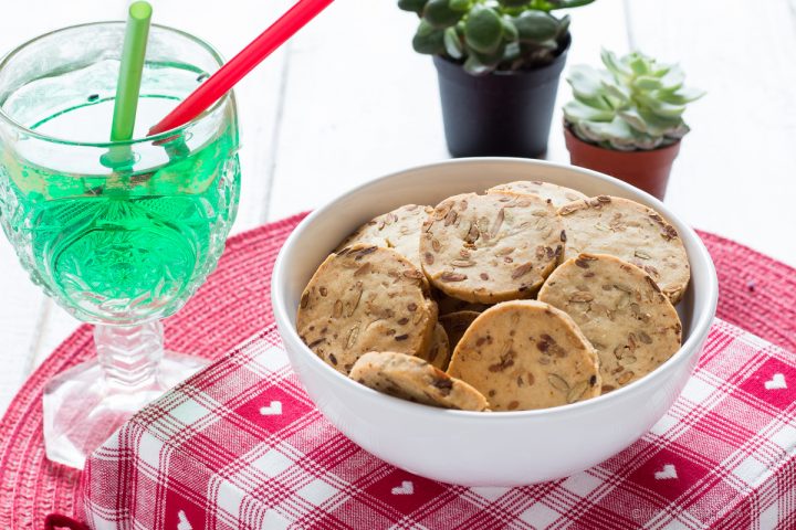 BISCOTTI SALATI SEMI DI ZUCCA-2742 biscotti salati ai semi di zucca