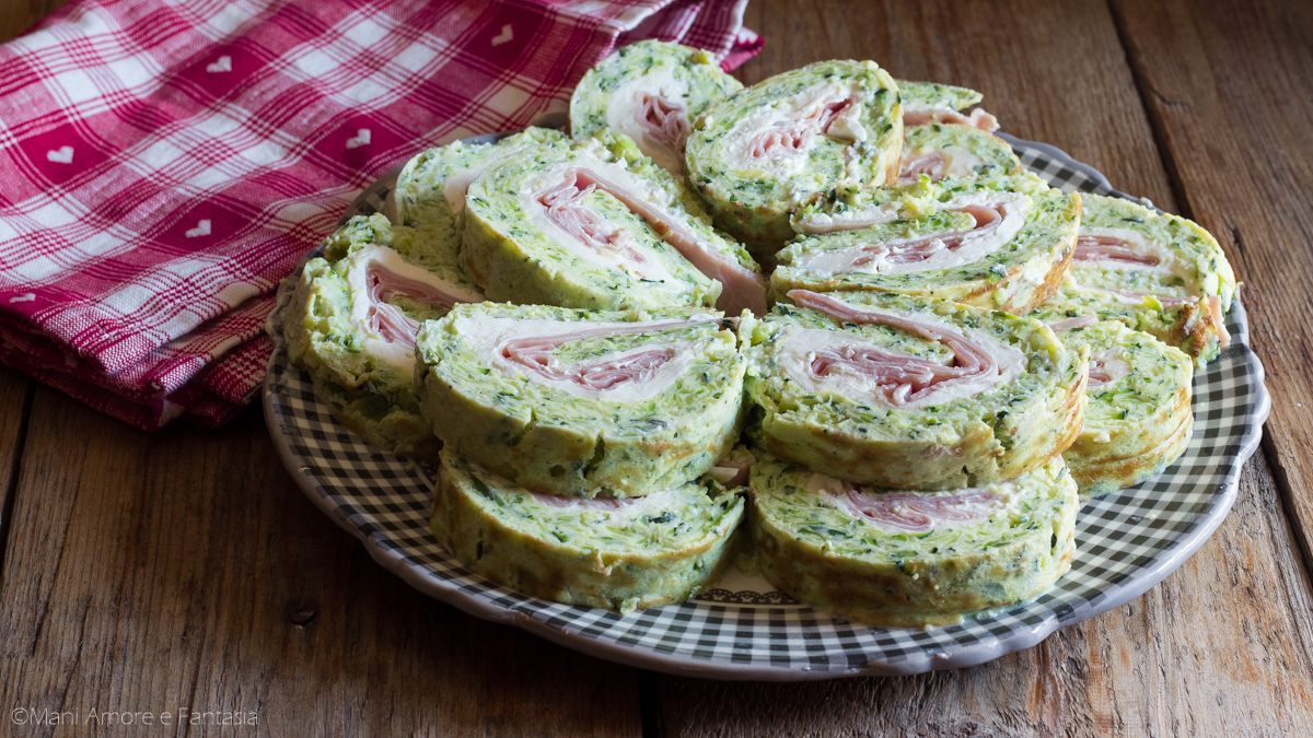 ROTOLO DI ZUCCHINE farcito con prosciutto cotto e formaggio | antipasti