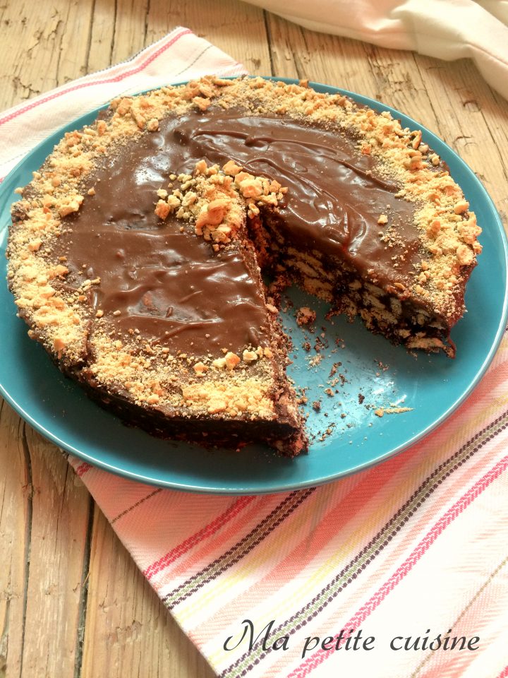Torta biscotti secchi e cioccolato