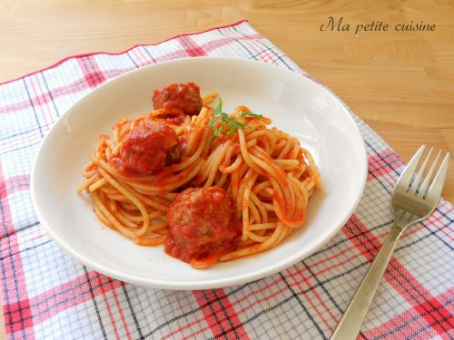 Spaghetti con le polpette video ricetta