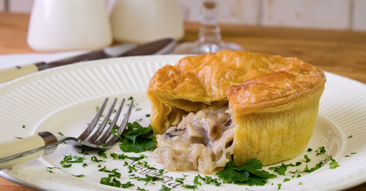 Pie di pollo e funghi