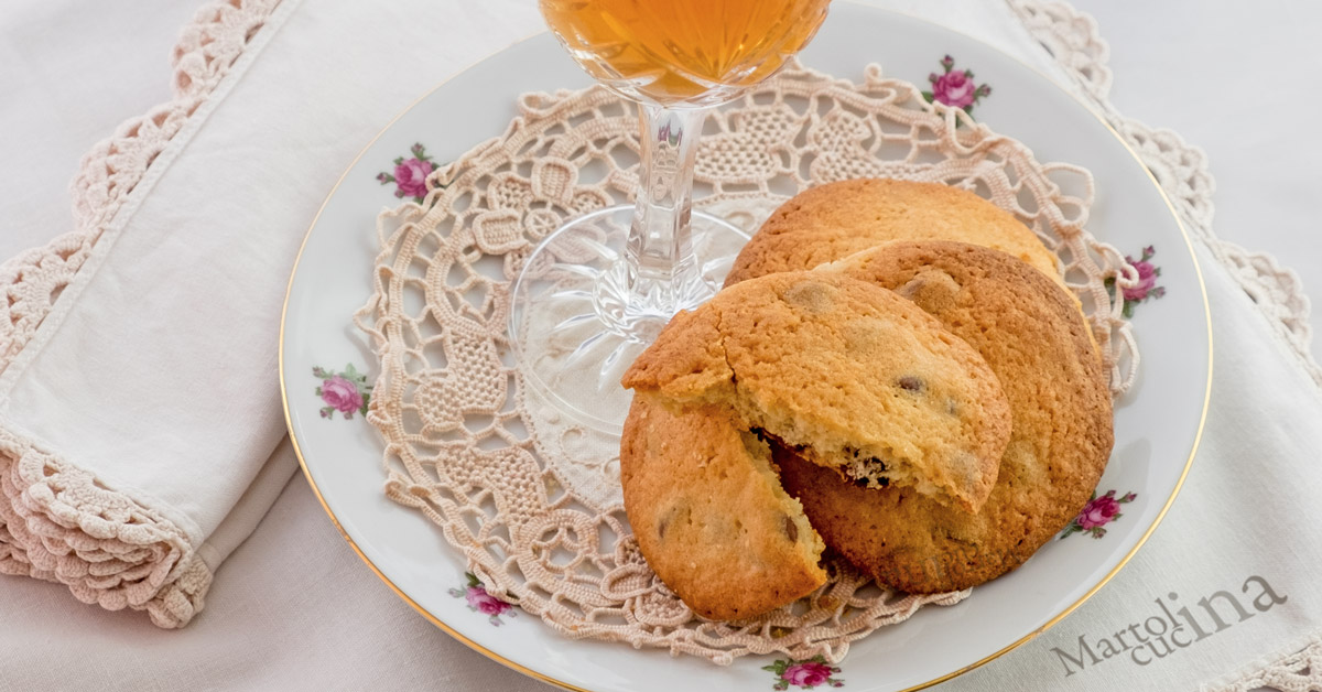 Biscotti di pane al cioccolato