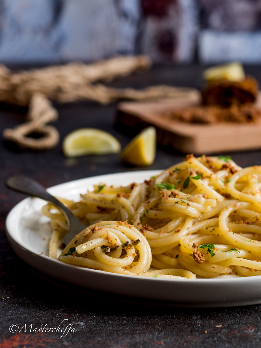 Spaghetti con la bottarga di tonno