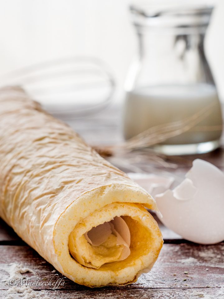 Pasta biscotto (pan di spagna arrotolato)