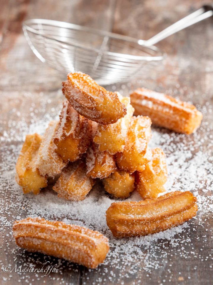 Churros Spagnoli, Ricetta Originale Dolcetti Fritti - Mastercheffa