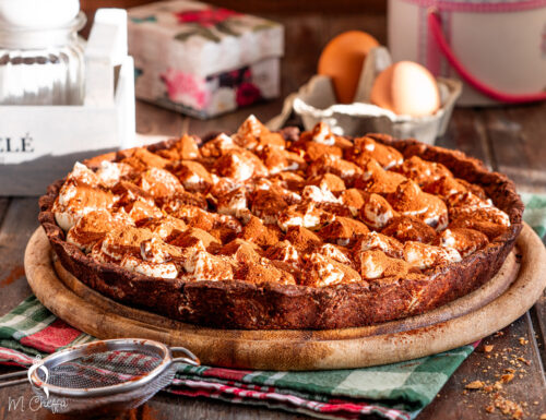Crostata al tiramisù con cioccolato e mandorle