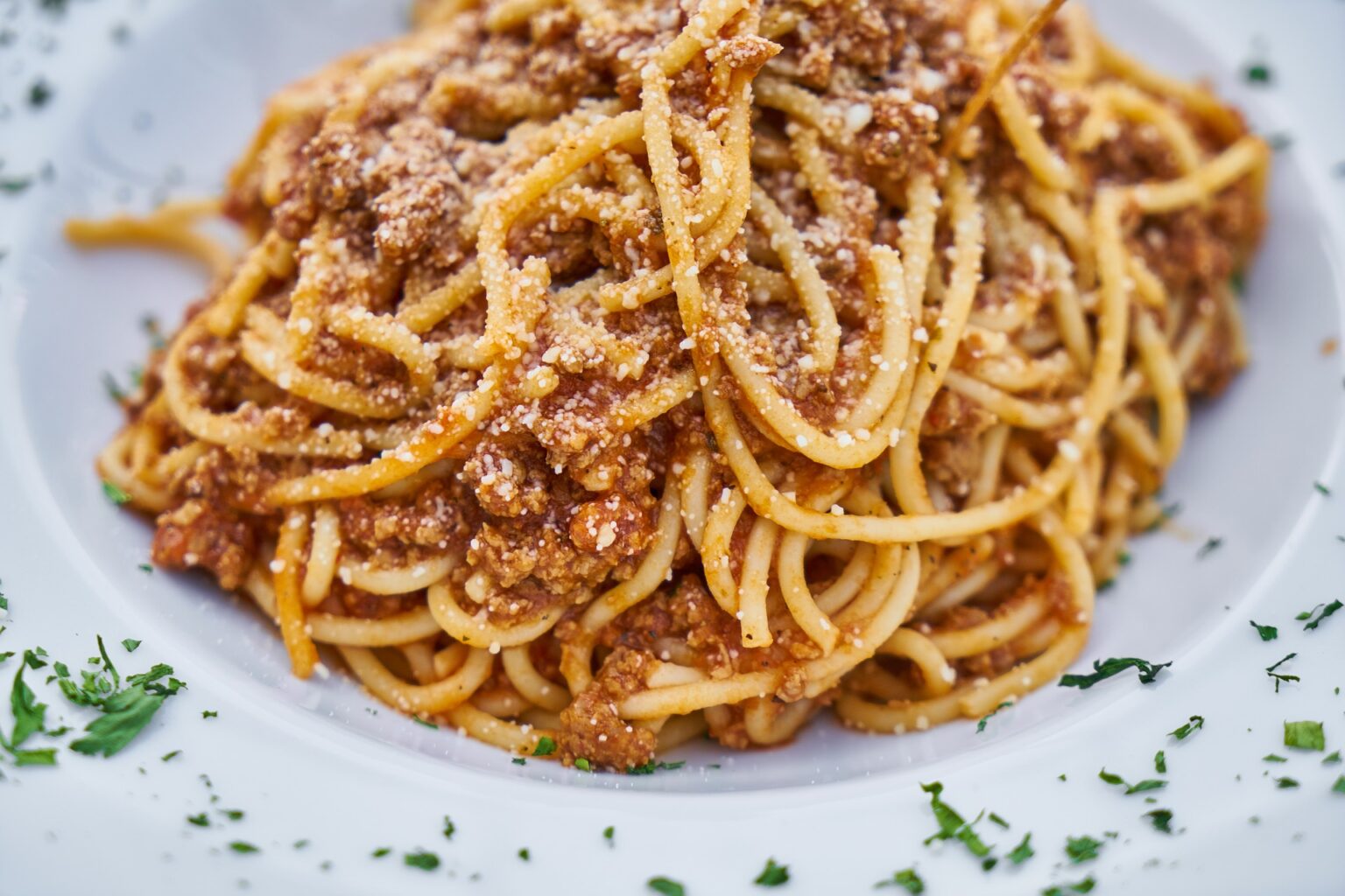 Spaghetti al Ragù, un primo piatto nutriente e saporito - Matilde&amp;#39;s ...