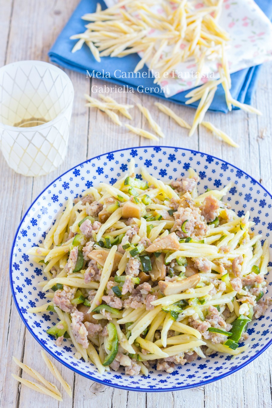 Trofie Con Funghi Porcini Salsiccia E Zucchine Gustosissime