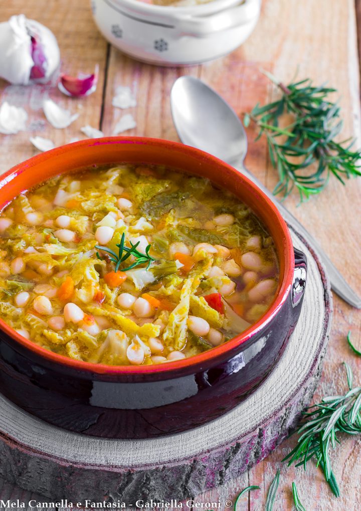 Minestra Invernale Di Verza E Fagioli Cannellini Gustosissima