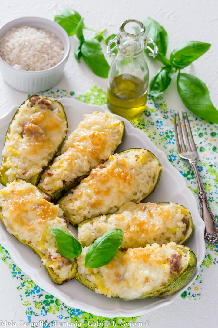 Zucchine Ripiene Gratinate Al Forno Con Riso E Mozzarella