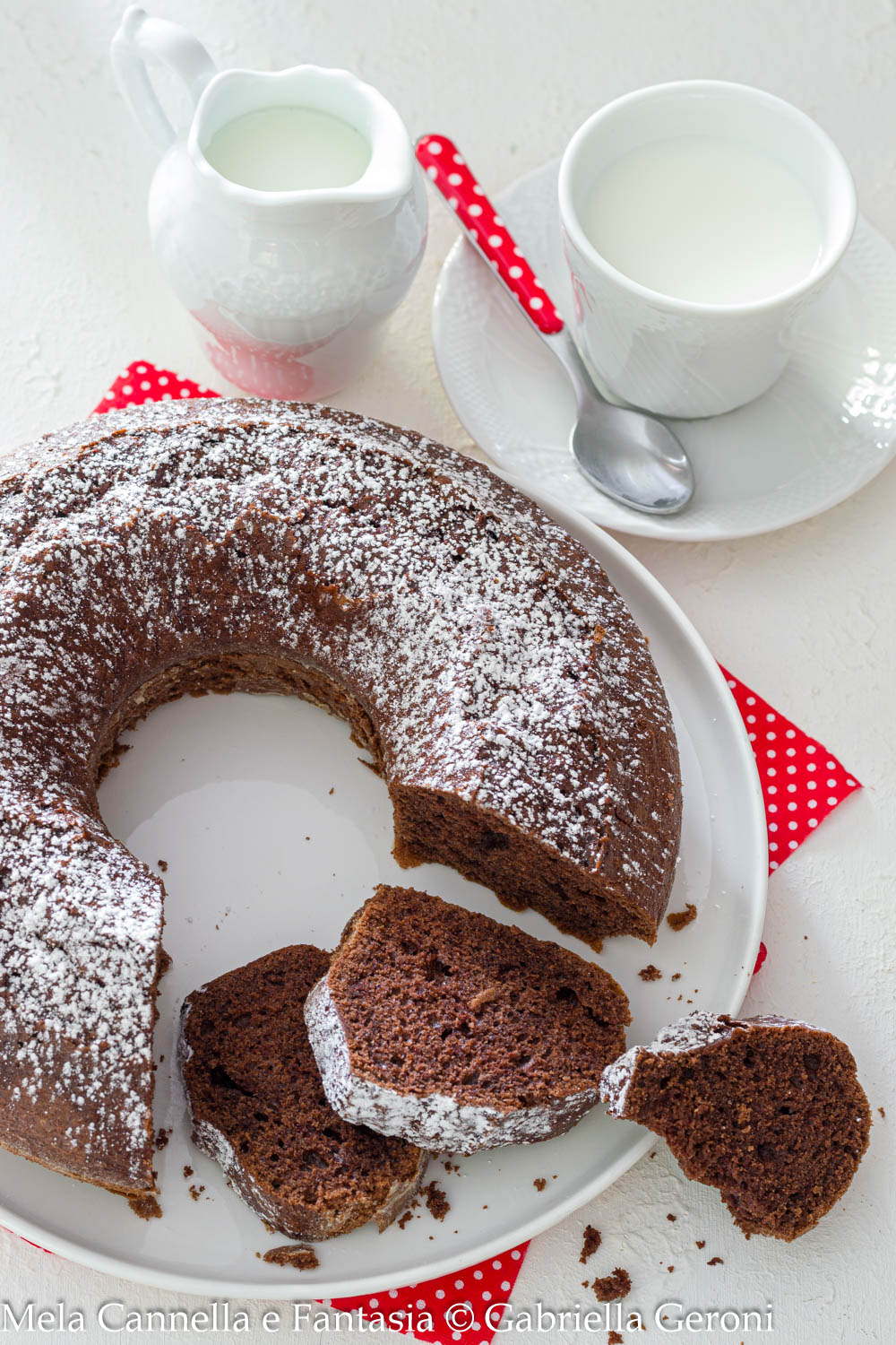 ciambella soffice al cacao senza burro e senza latte