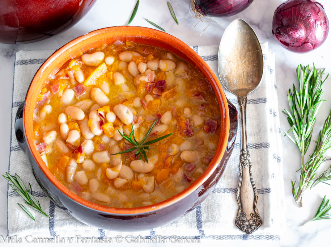 zuppa di fagioli e zucca ricetta facile e veloce