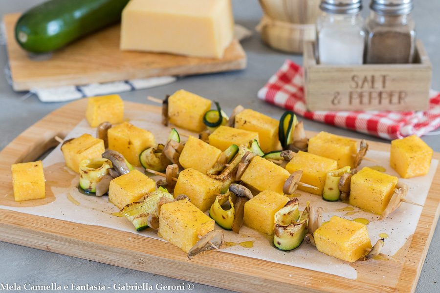 spiedini di polenta vegetariani